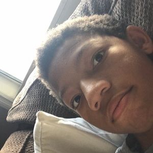 Meet your Posher, Lionel